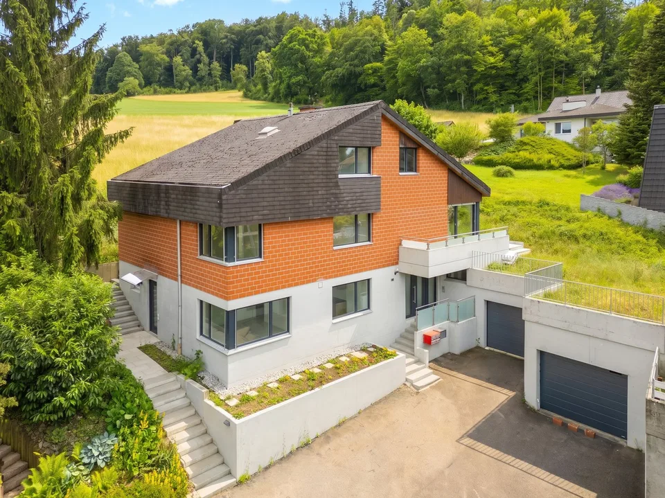 Family paradise with separate apartment – photo 2 of 13