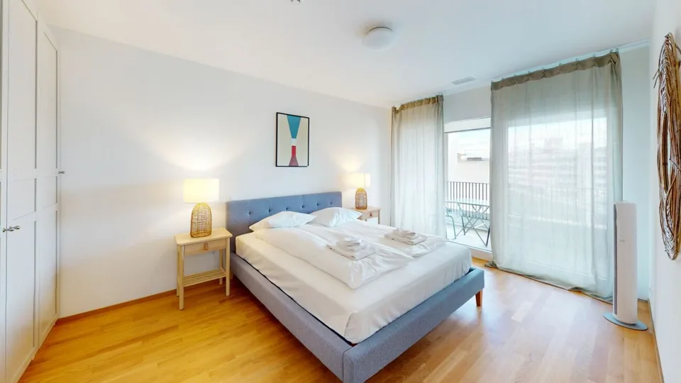 Unique Serviced Living @ St. Jakob-Park – photo 4 of 10