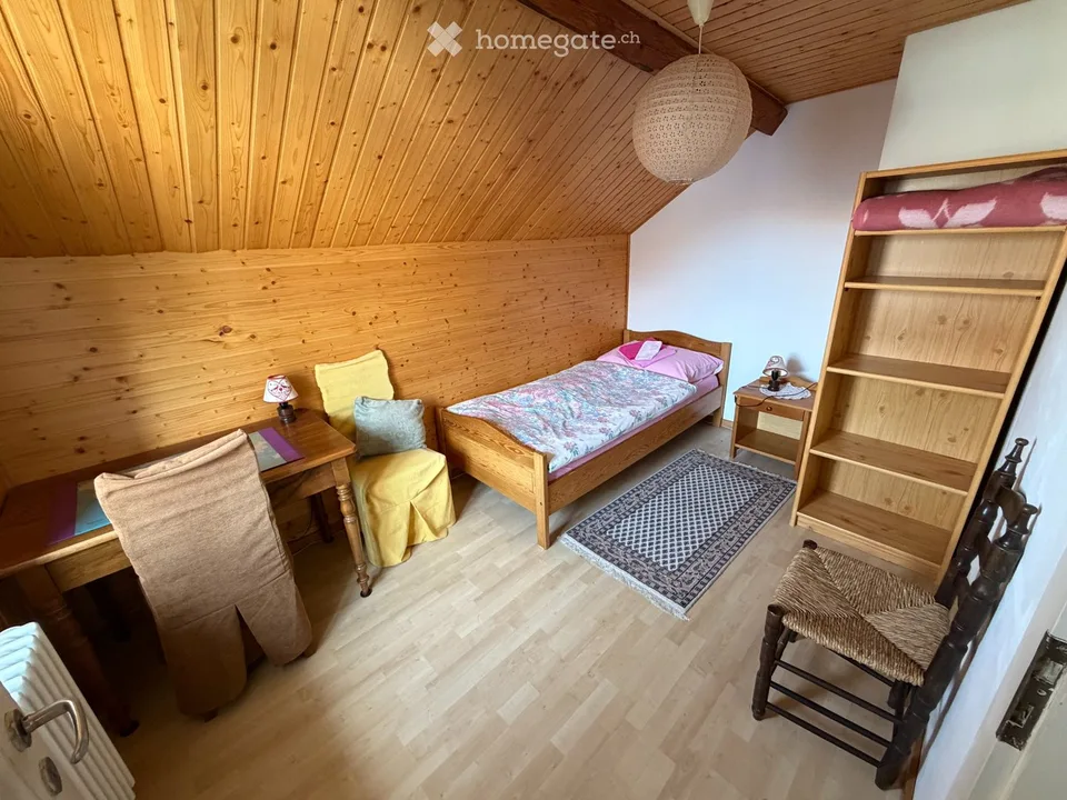 Möblierte Lage im Herzen von Auberson – Foto 4 von 5