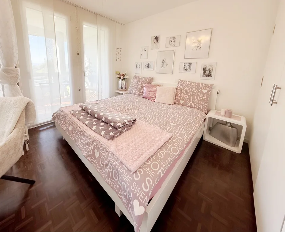 Incantevole appartamento di 2,5 locali mansardato con vista panoramica a St. Gallen – foto 7 di 8