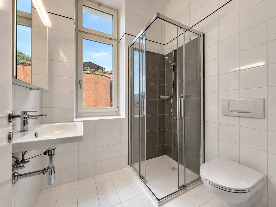 Bellinzona: Affittasi elegante e rinnovato 4.5 locali in stabile d'epoca a due passi dal centro – foto 12 di 12