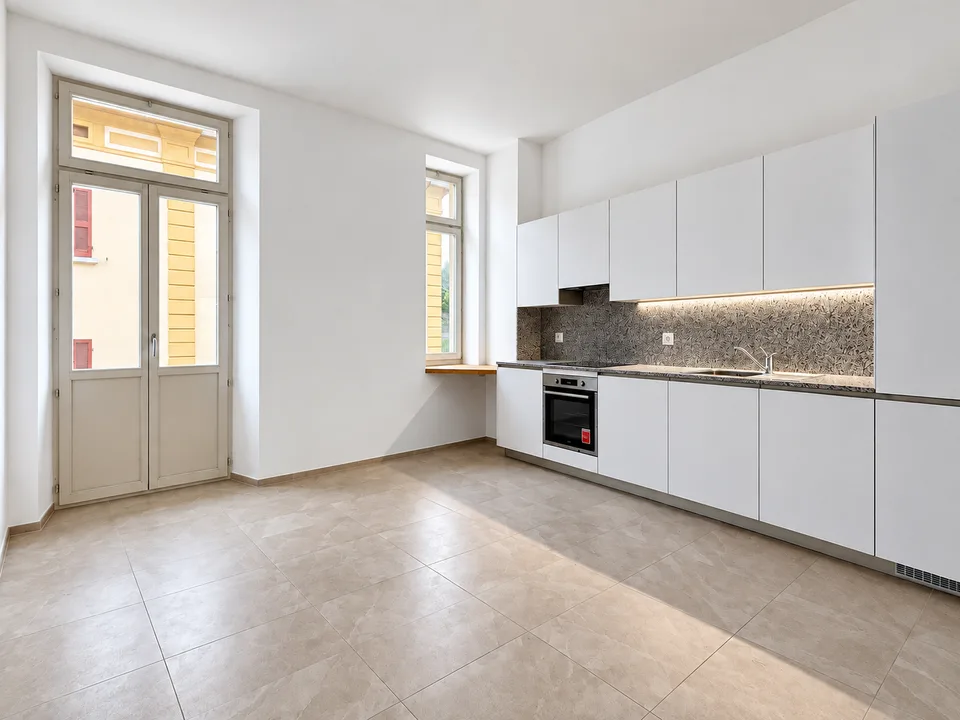 Bellinzona: Affittasi elegante e rinnovato 4.5 locali in stabile d'epoca a due passi dal centro – foto 4 di 12