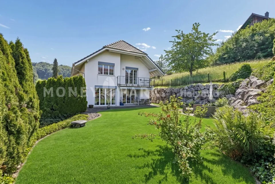 Maison unifamiliale 5,5 pièces avec intimité, jardin et espace de vie – photo 12 sur 14