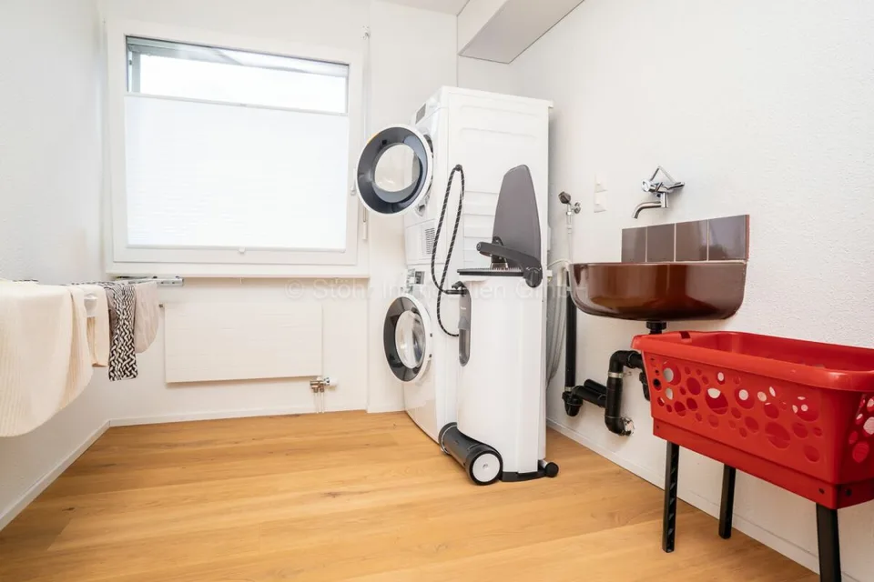Appartamento di 4,5 locali stiloso con 145 m² di spazio abitativo e ristrutturazione totale di alta qualità – foto 13 di 26
