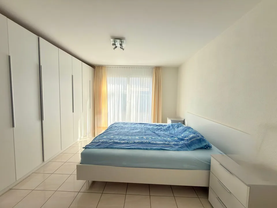 Appartement de jardin spacieux 4.5 pièces avec 100 m² d'espace extérieur à Bülach – photo 7 sur 8