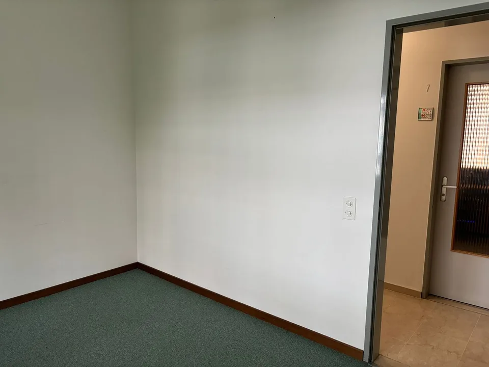 Bürofläche im Erdgeschoss an zentraler Lage in Minusio – Foto 6 von 8
