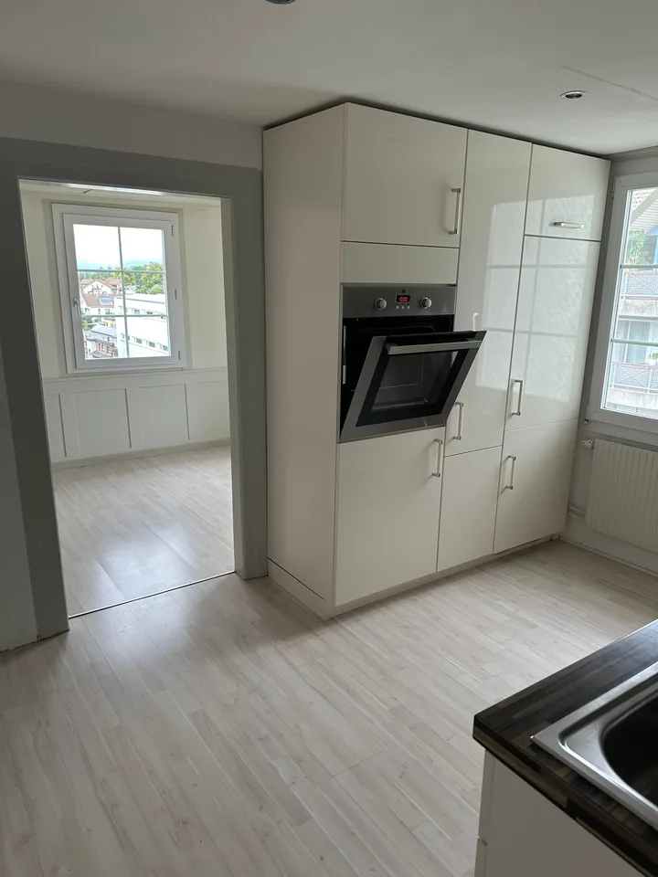 Helle und gemütliche 5-Wohnung – Foto 3 von 12