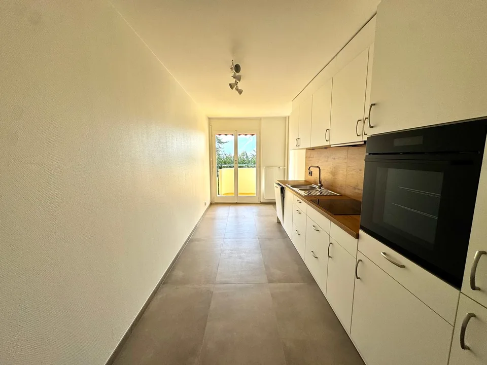 Charmantes 4.5-Zimmer-Wohnung renoviert – Foto 4 von 15
