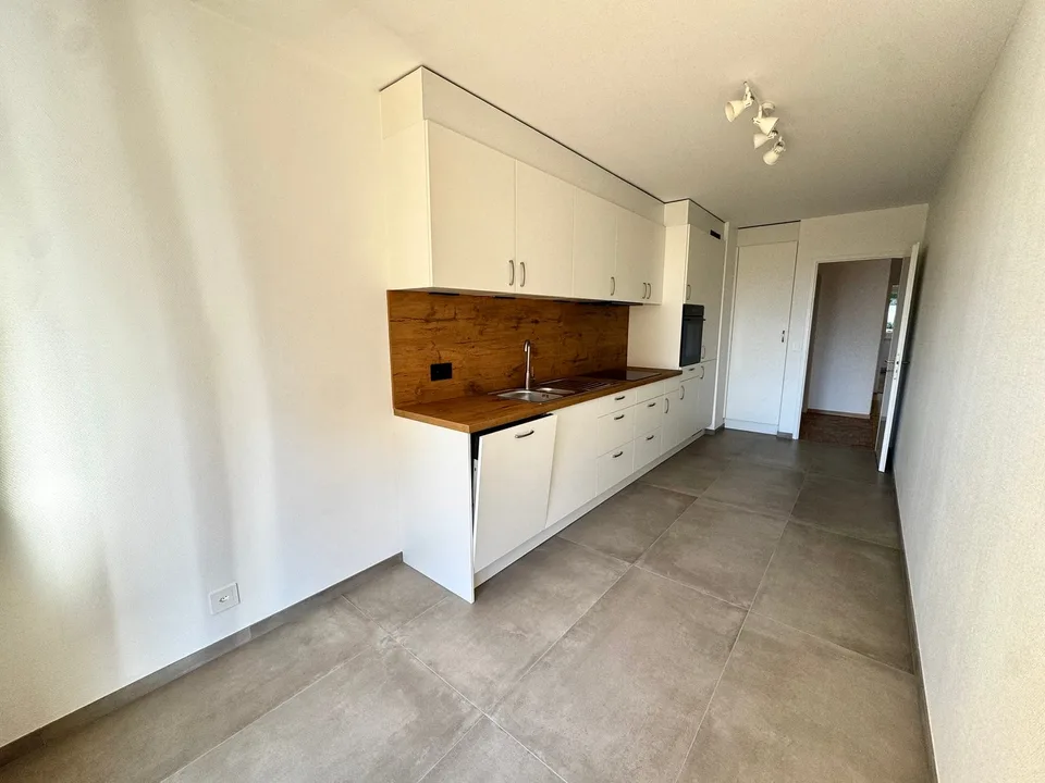Charmantes 4.5-Zimmer-Wohnung renoviert – Foto 3 von 15