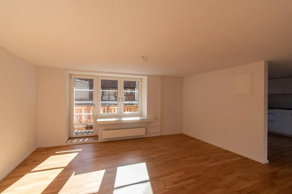 Helle 1.5 Zimmer-Wohnung mit Balkon in der Altstadt – Foto 3 von 13