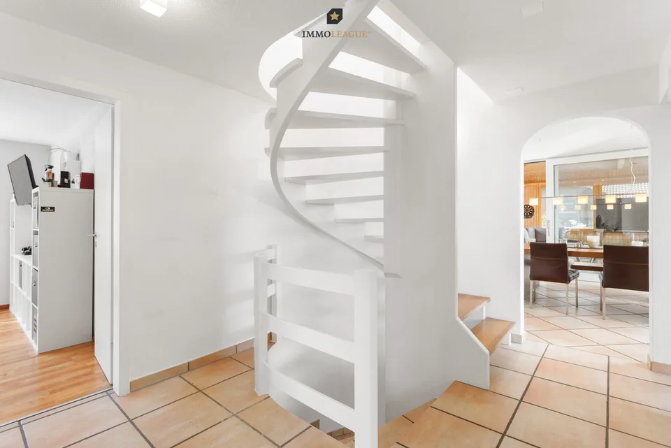 Ihr Familienparadies mit Einliegerwohnung und Traumgarten. – photo 7 sur 12