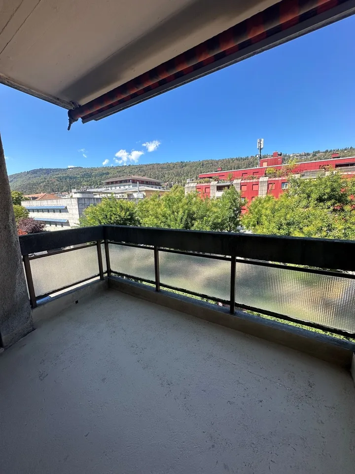 Appartement pratique de 2 pièces au cœur de Biel – photo 6 sur 6
