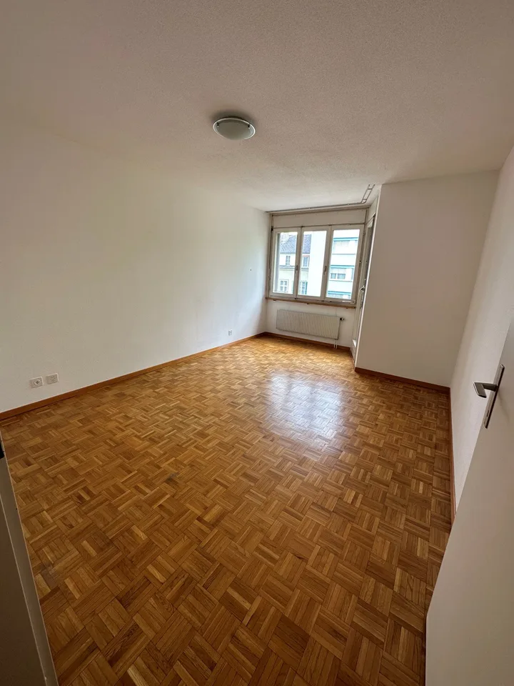 Appartement pratique de 2 pièces au cœur de Biel – photo 3 sur 6