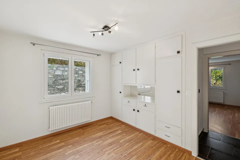 Einfamilienhaus mit Panoramablick und privilegiertem Umfeld – Foto 8 von 12