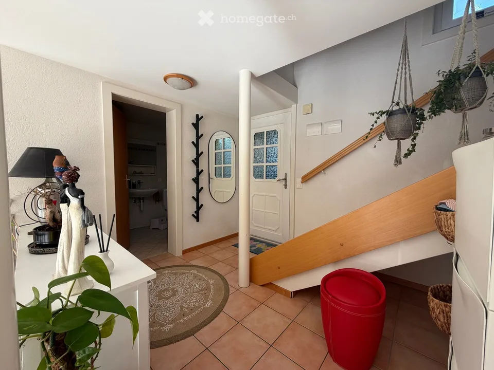 ROLLE – Bella villa a schiera di 5 stanze con giardino e terrazza – foto 8 di 30