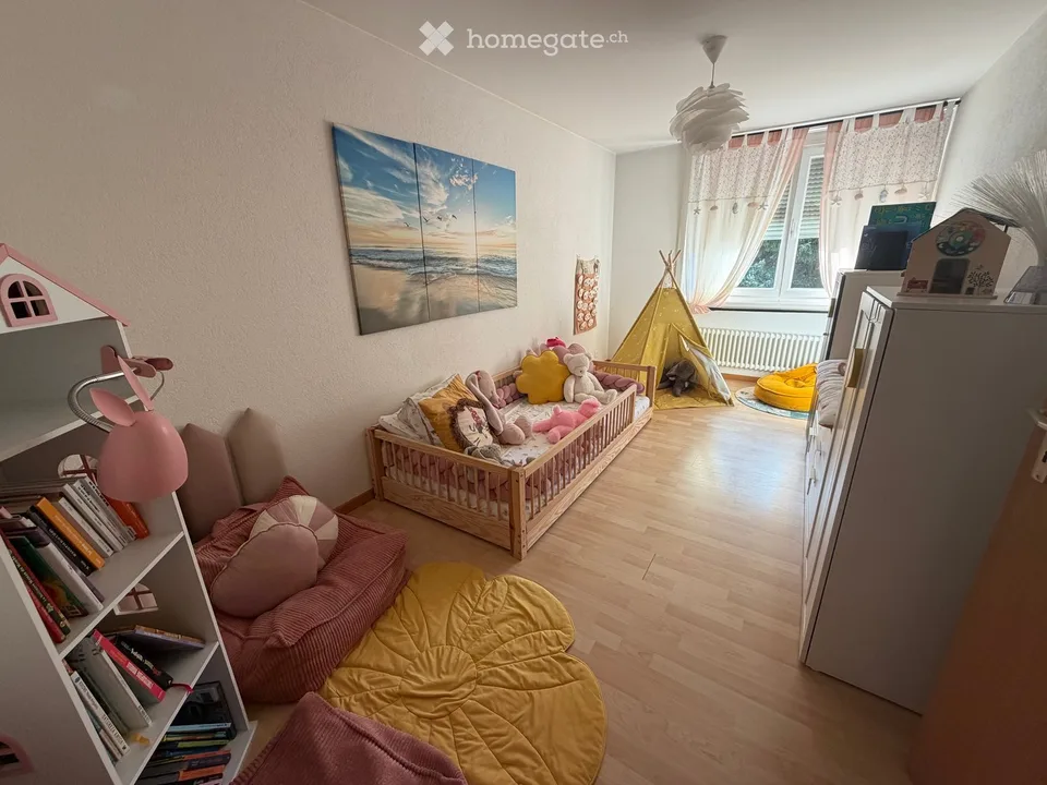ROLLE – Bella villa a schiera di 5 stanze con giardino e terrazza – foto 11 di 30