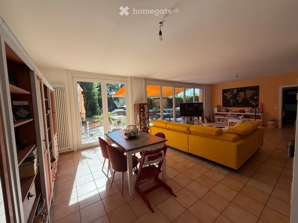 ROLLE – Bella villa a schiera di 5 stanze con giardino e terrazza – foto 4 di 30