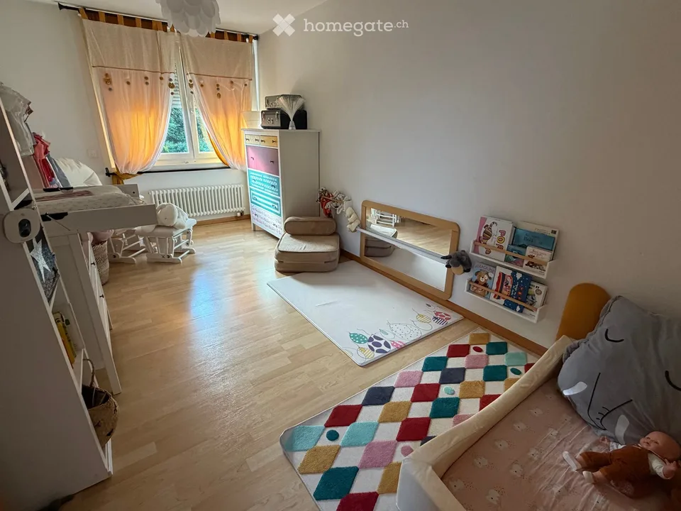 ROLLE – Bella villa a schiera di 5 stanze con giardino e terrazza – foto 13 di 30