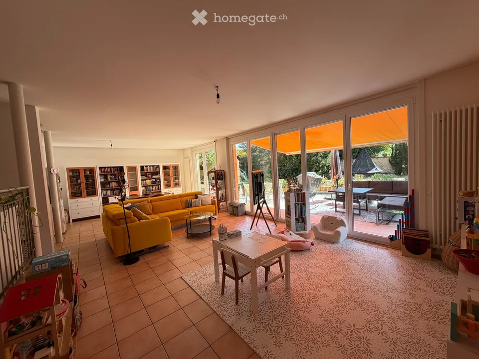ROLLE – Bella villa a schiera di 5 stanze con giardino e terrazza – foto 2 di 30