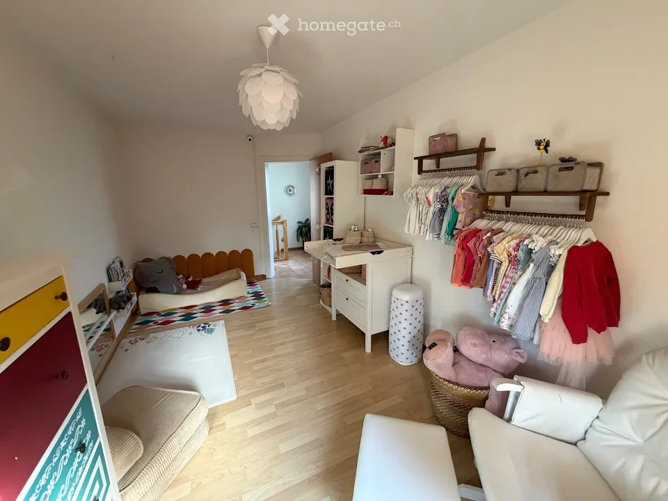 ROLLE – Bella villa a schiera di 5 stanze con giardino e terrazza – foto 14 di 30