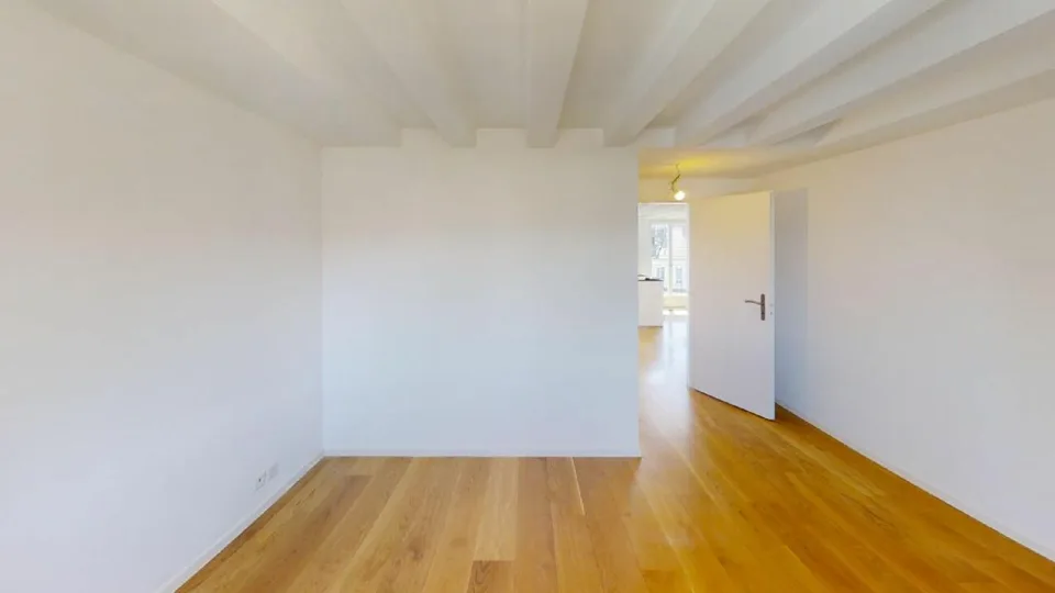 Appartement im Dachgeschoss zur Miete in der Innenstadt – Foto 7 von 11