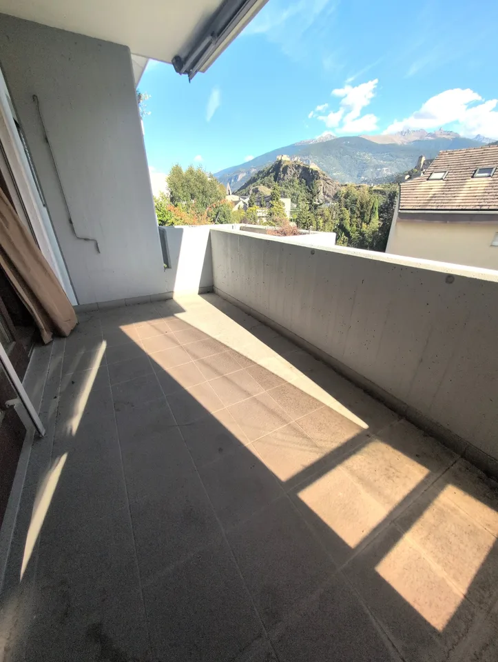 Kleiner Schatz! Zu vermieten, schönes 4.5-Zimmer-Apartment mit Balkon, DERZEIT IN RENOVIERUNG, in Sion! – Foto 11 von 27