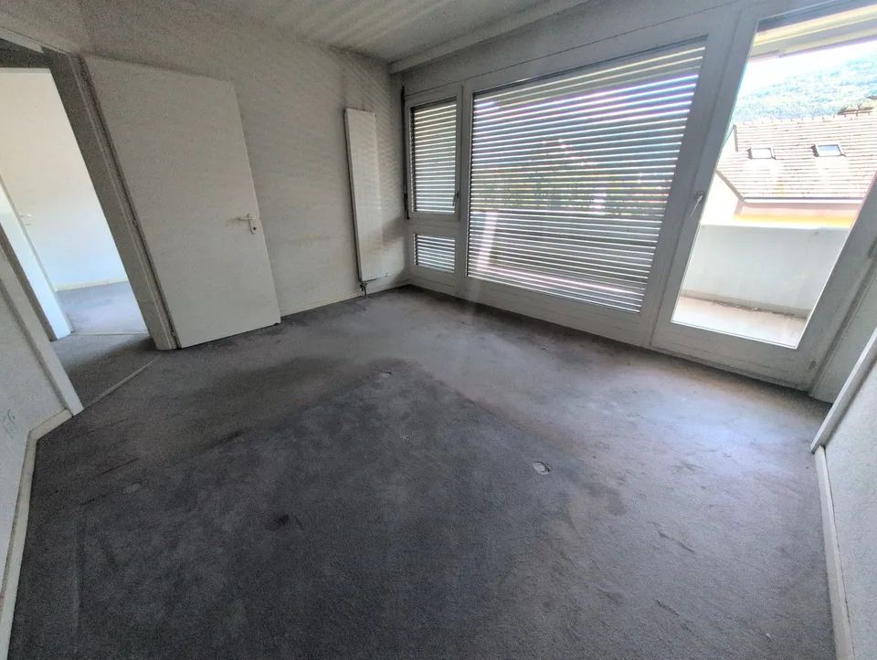 Kleiner Schatz! Zu vermieten, schönes 4.5-Zimmer-Apartment mit Balkon, DERZEIT IN RENOVIERUNG, in Sion! – Foto 19 von 27