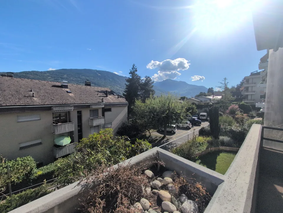 Kleiner Schatz! Zu vermieten, schönes 4.5-Zimmer-Apartment mit Balkon, DERZEIT IN RENOVIERUNG, in Sion! – Foto 12 von 27