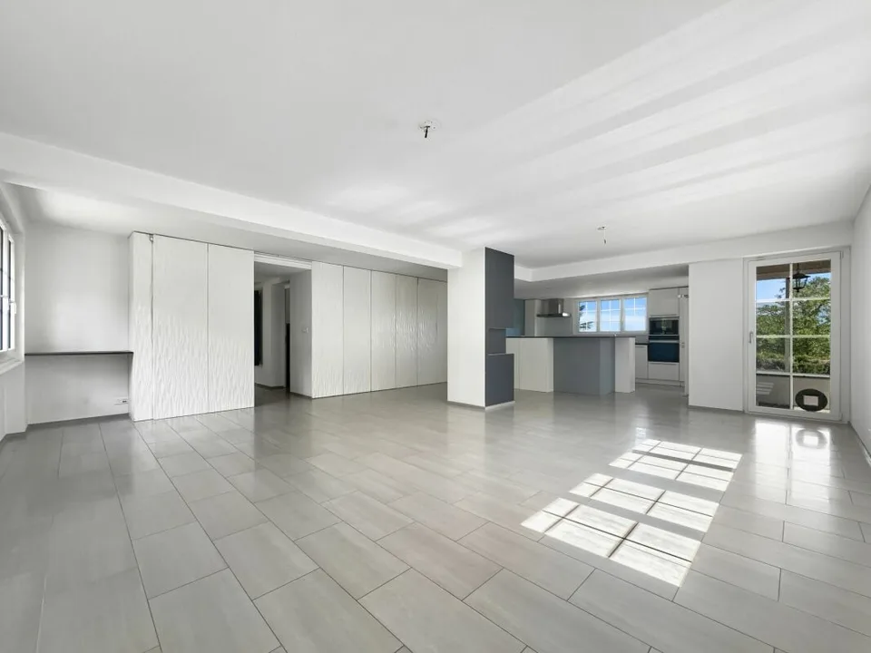 VILLA MOLTO BELLA, COMPLETAMENTE RINNOVATA, PERFETTA PER UNA FAMIGLIA – foto 6 di 15