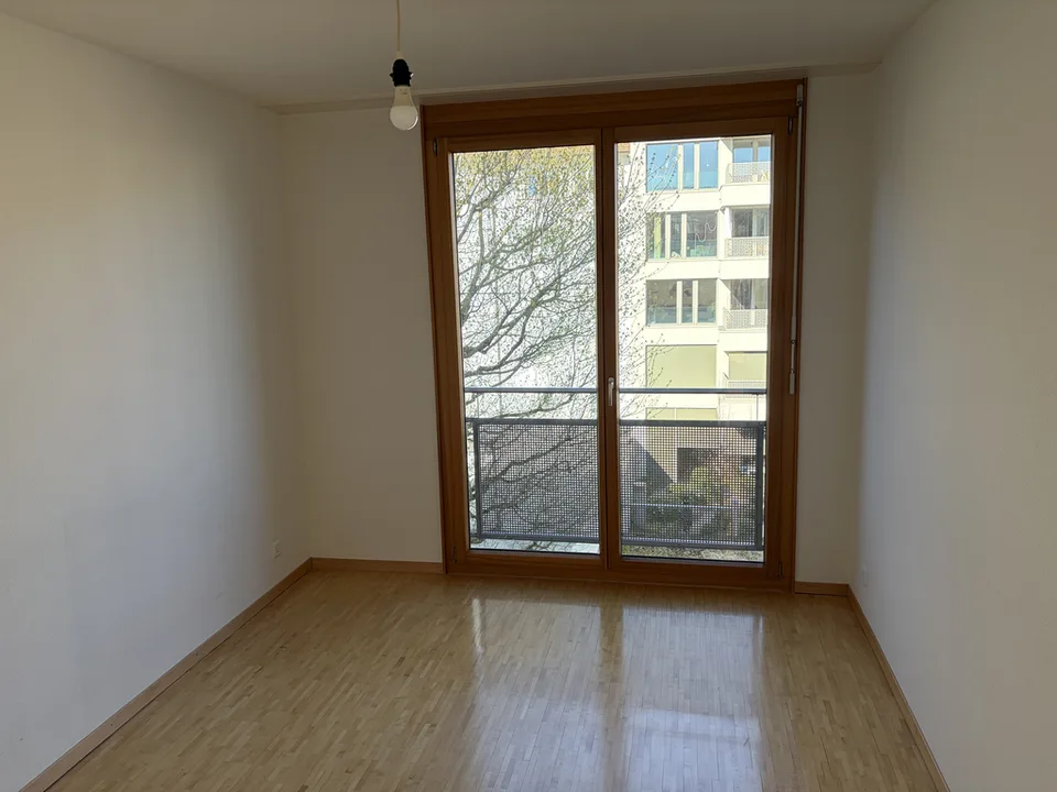Ruhige und kinderfreundliche 3.5-Zimmerwohnung mit Balkon – Foto 6 von 7