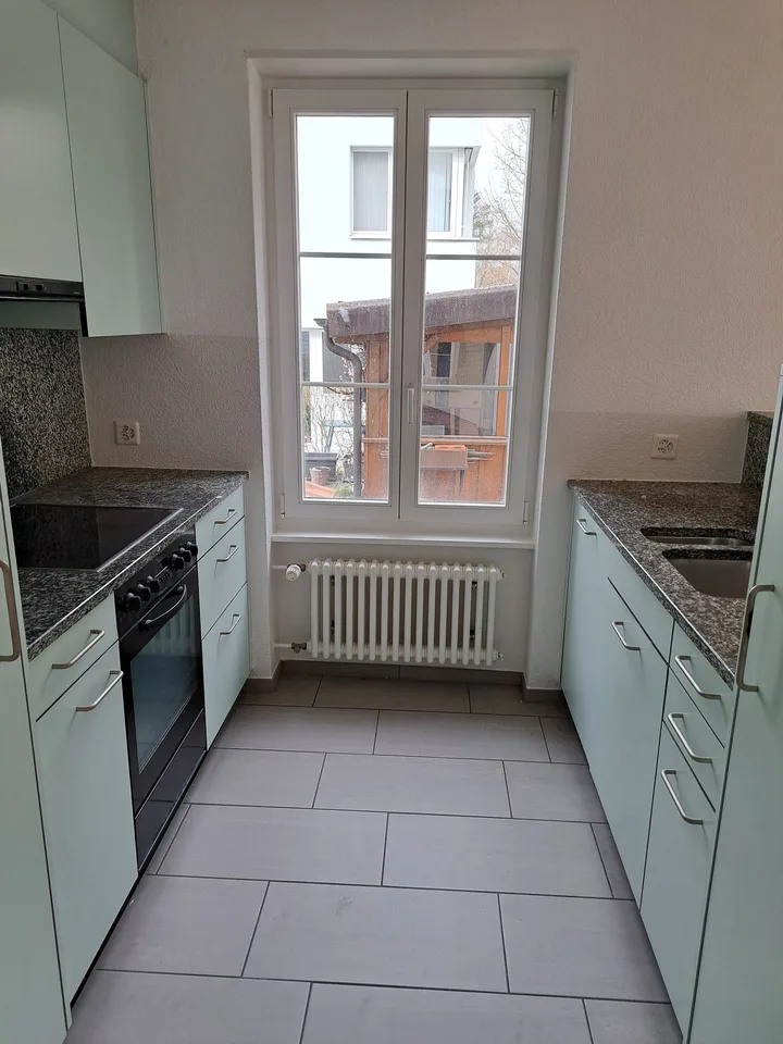 Casa bifamiliare affascinante in una zona residenziale tranquilla – foto 10 di 14