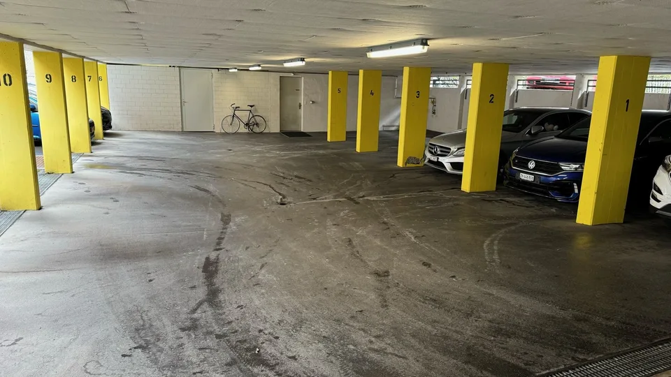 Tiefgaragenparkplatz nähe Letzigrund – Foto 2 von 2