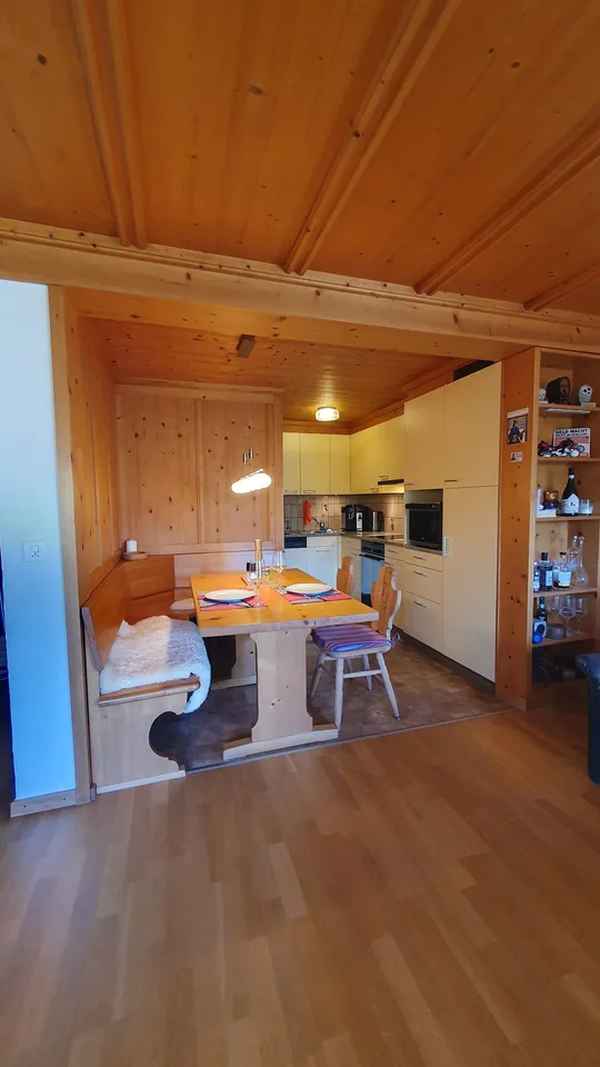3 ZI-WOHNUNG IN FLIMS DORF (GR), MÖBLIERT, TEMPORÄR – foto 3 di 10