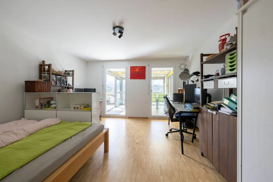 Sulla pendice soleggiata di Liestal: appartamento terrazza 4,5 locali – foto 6 di 13