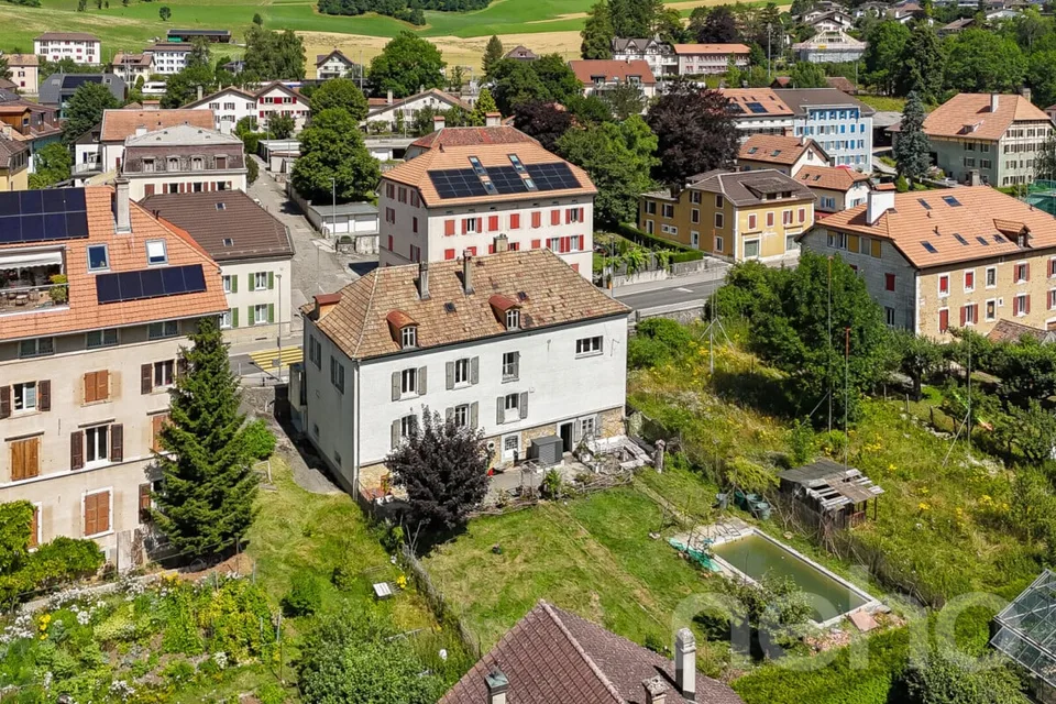 Immeuble unique à rénover - Propriété lumineuse aux volumes généreux – foto 2 di 12