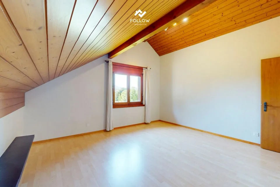 Wohnen und Arbeiten unter einem Dach - 7.5 Zimmer, Einliegerwohnung und Nebengebäude – Foto 12 von 21