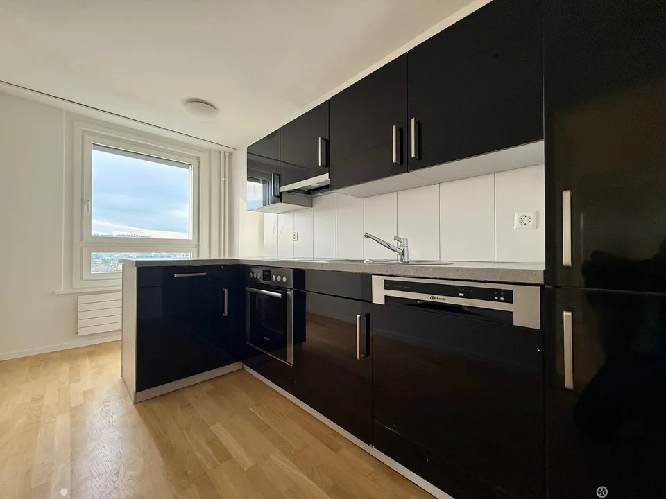 4.5 Zimmerwohnung an zentraler Lage – Foto 2 von 13