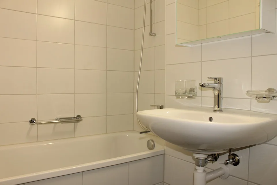 Quiet 3-room apartment with balcony – photo 7 of 7