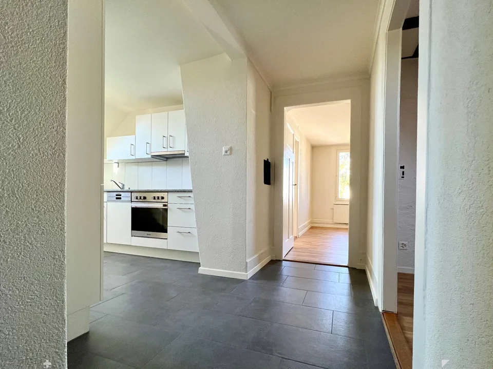 Appartamento 3 locali ristrutturato e economico nel quartiere di Mett – foto 5 di 7