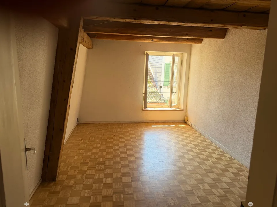 Appartement spacieux et charmant de 3,5 pièces dans le centre-ville – photo 6 sur 9