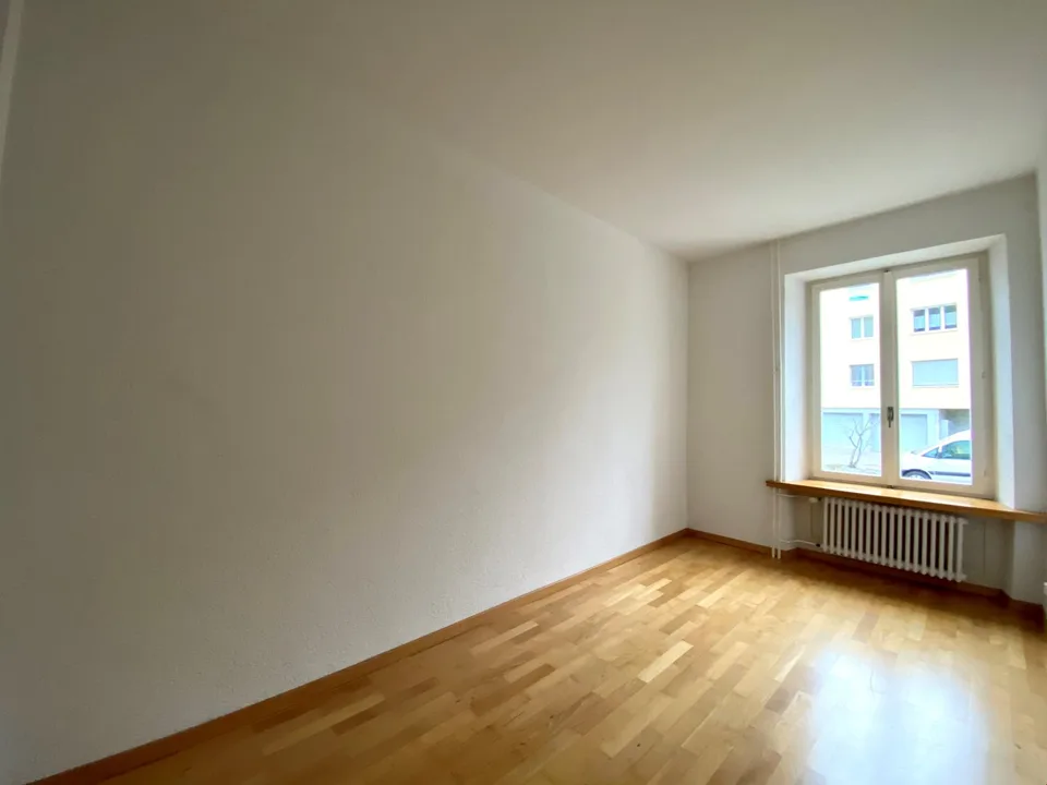 Ampio appartamento di 3 camere di circa 85m2 con ampio balcone – foto 5 di 9