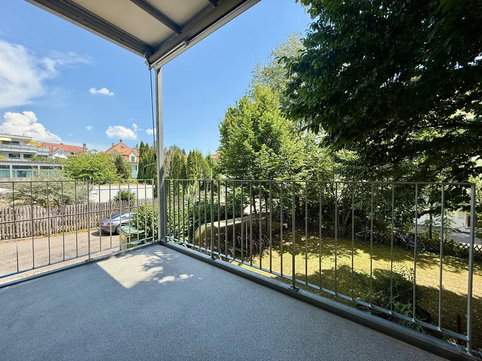 Ampio appartamento di 3 camere di circa 85m2 con ampio balcone – foto 2 di 9
