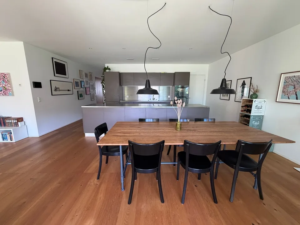 Charmant appartement meublé 3.5 pièces avec balcon et terrasse sur le toit au cœur de Lucerne – photo 8 sur 14