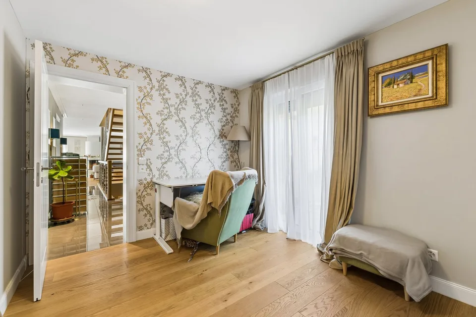 Ihr Familienzuhause im Aaretal: SwimSpa, Schlossblick und Platz für alle – Foto 12 von 30