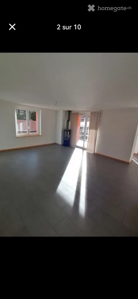 Zu vermieten, 4.5-Zimmer-Wohnung + Balkon + Garage + ... – Foto 4 von 5