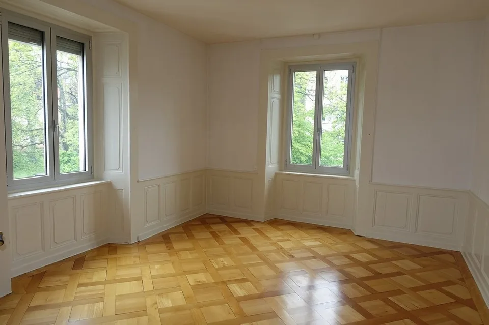 SCHÖNES WOHNUNG MIT BALKON – Foto 3 von 8
