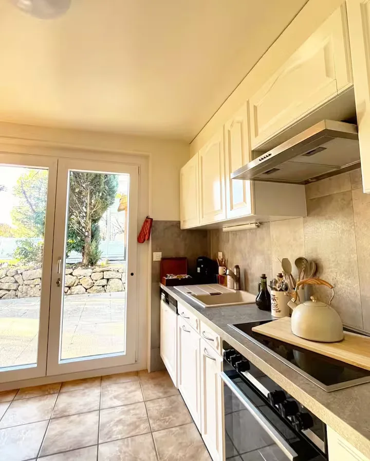 APPARTEMENT 2½ PIÈCES À PENTHAZ (VD), MEUBLÉ, DURÉE DÉTERMINÉE – foto 5 di 20