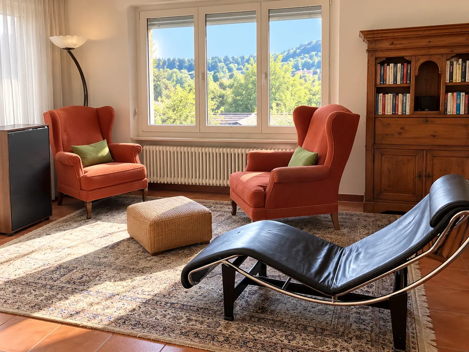 Casa unifamiliare con ampi spazi, giardino e vista aperta sulle montagne – foto 11 di 30