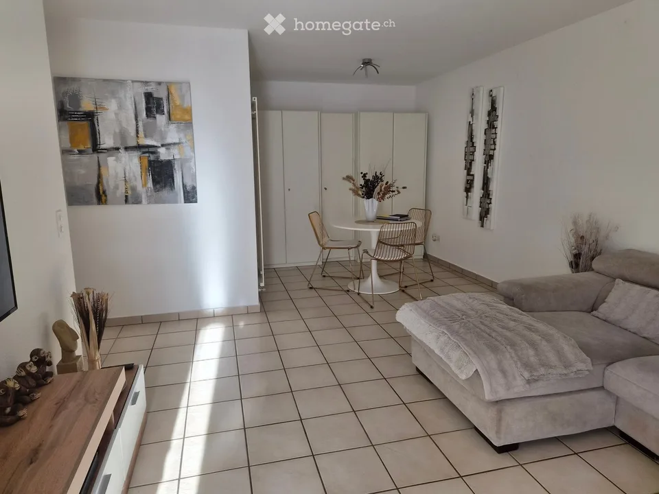 Wohnung in einem Doppelhaus mit 4 Zimmern – Foto 4 von 5