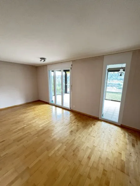 6.5 Eigentumswohnung hoch über Trimbach zu verkaufen – Foto 5 von 9